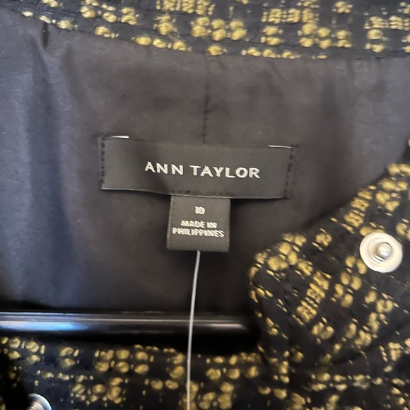 Chic Brand New Ann Taylor Blazer/Jacket - Picture 11 of 12